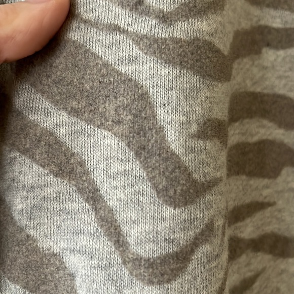 Rails Marlo Sweatshirt - Picture 2 of 4